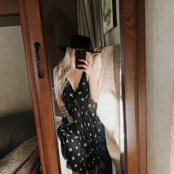 FREE PEOPLE DRESS - Picture 2 of 3